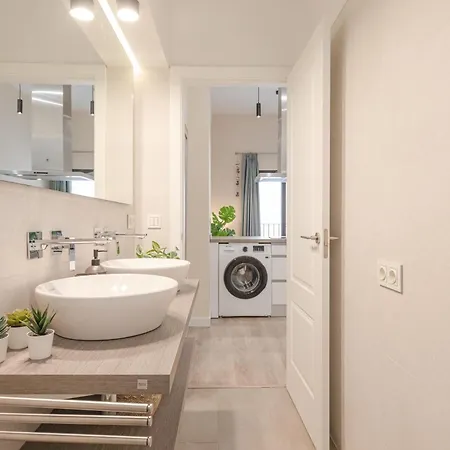 Apartamento San Luis Downtown & Pool Sevilha