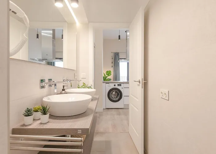 Apartament San Luis Downtown & Pool Sewilla